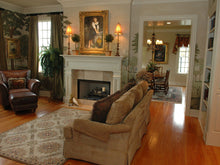 Load image into Gallery viewer, Colonial Heart Pine Flooring