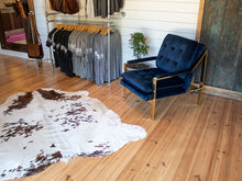 Load image into Gallery viewer, Country Heart Pine Floors